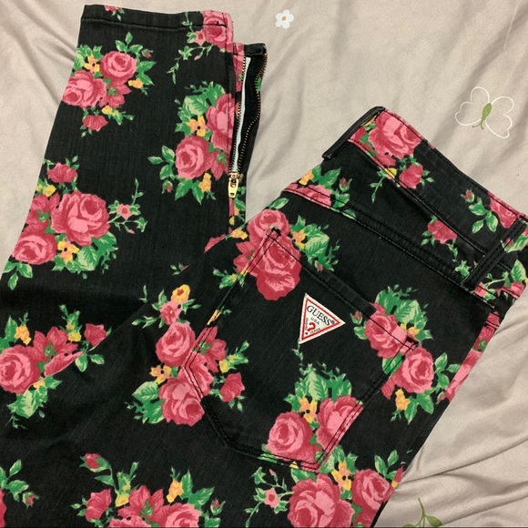 Guess Black Jeans with Flowers - Picture 2 of 7